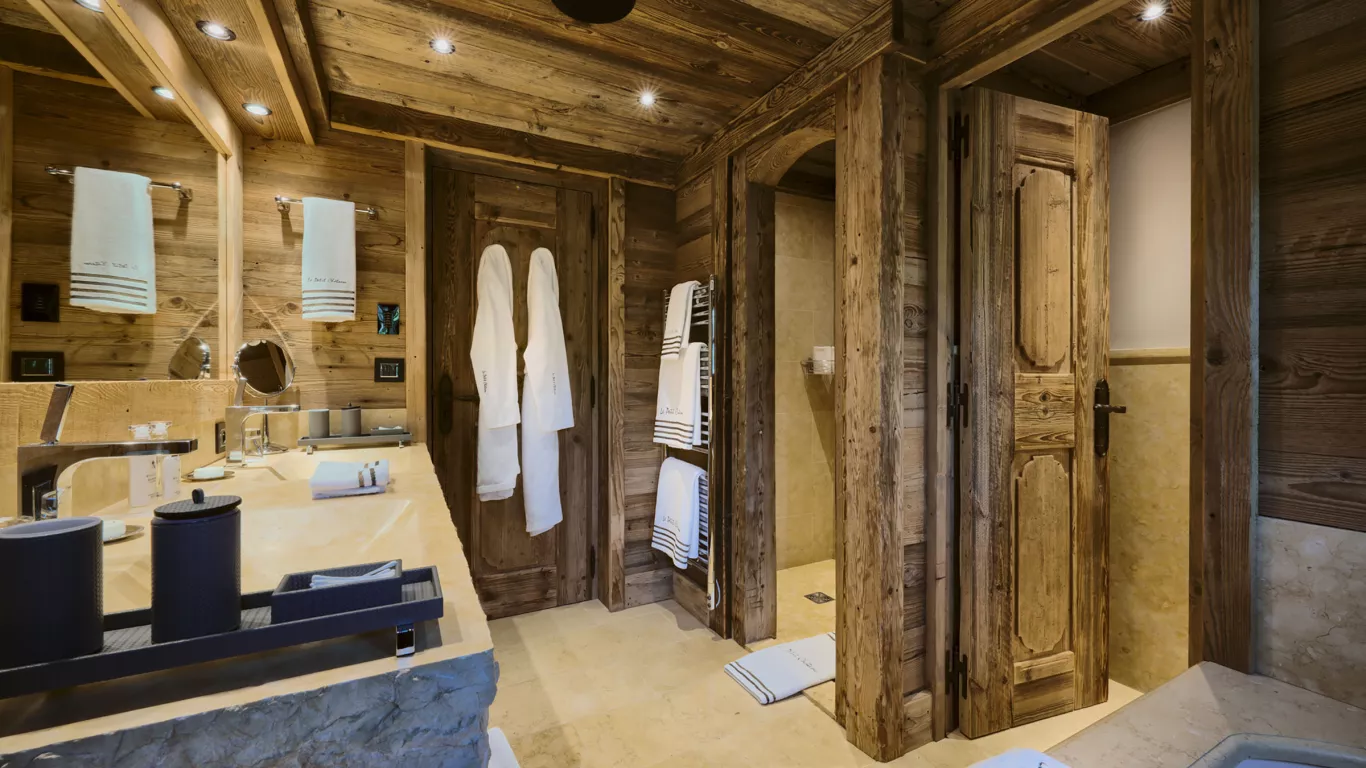 Chalet Le Petit Chateau | Courchevel