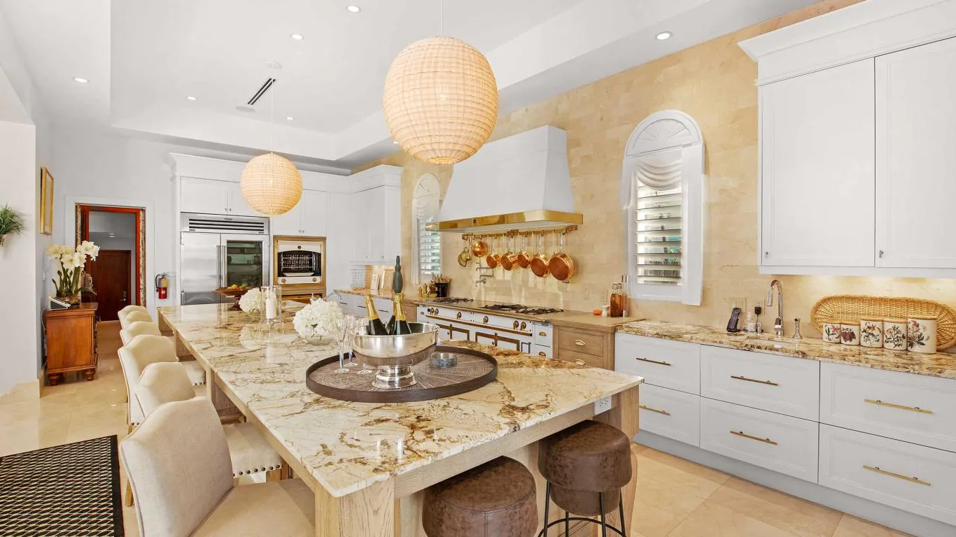 Villa Paradis Sur Mer | Cayman Islands