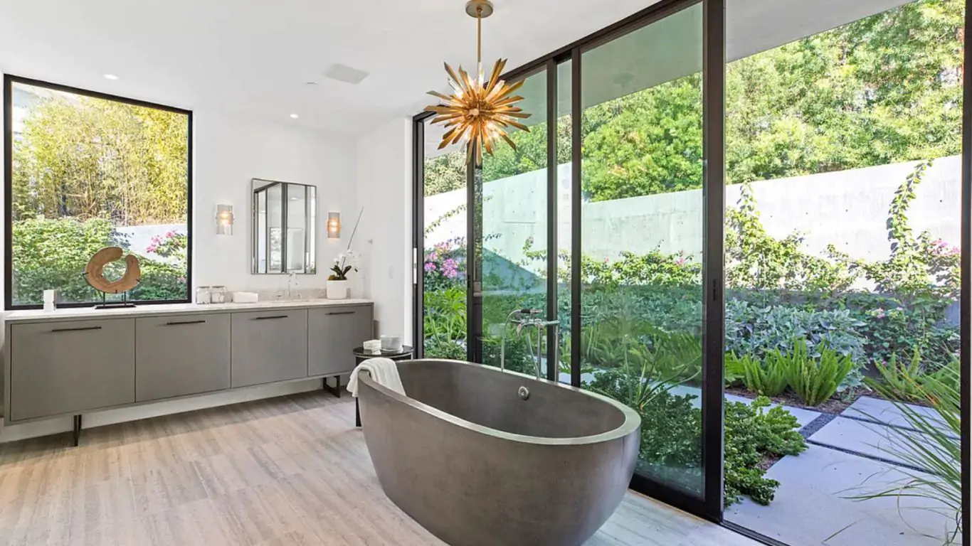 Villa Dania | Los Angeles