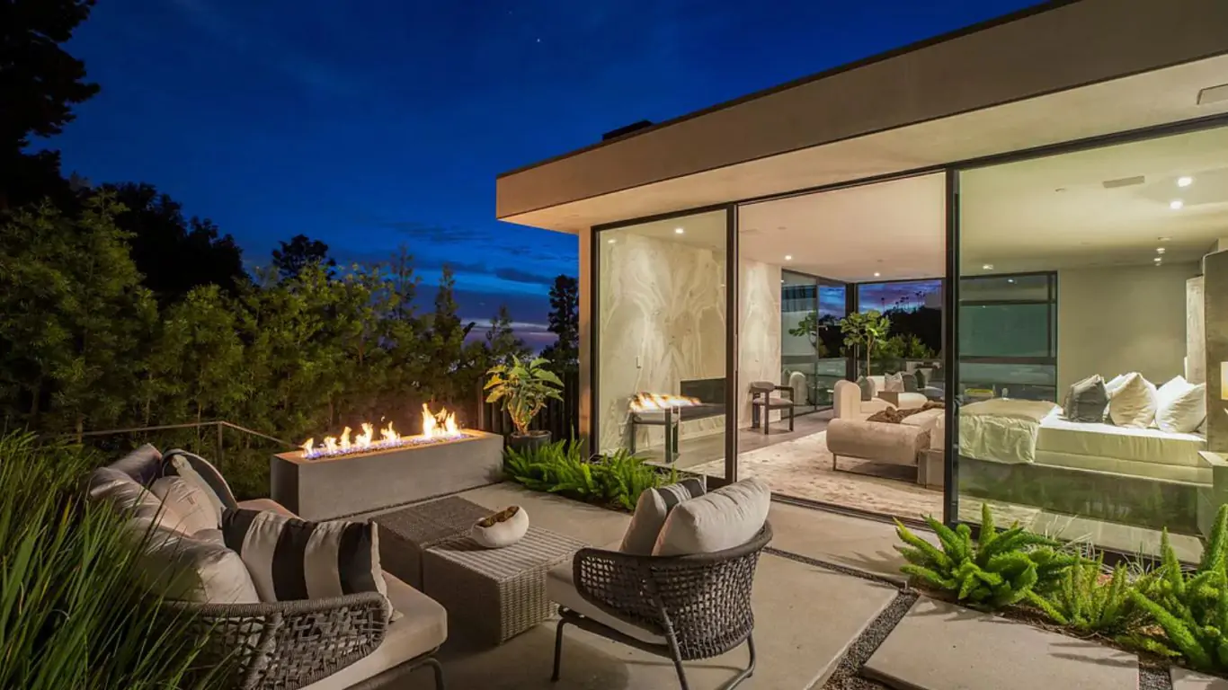 Villa Dania | Los Angeles