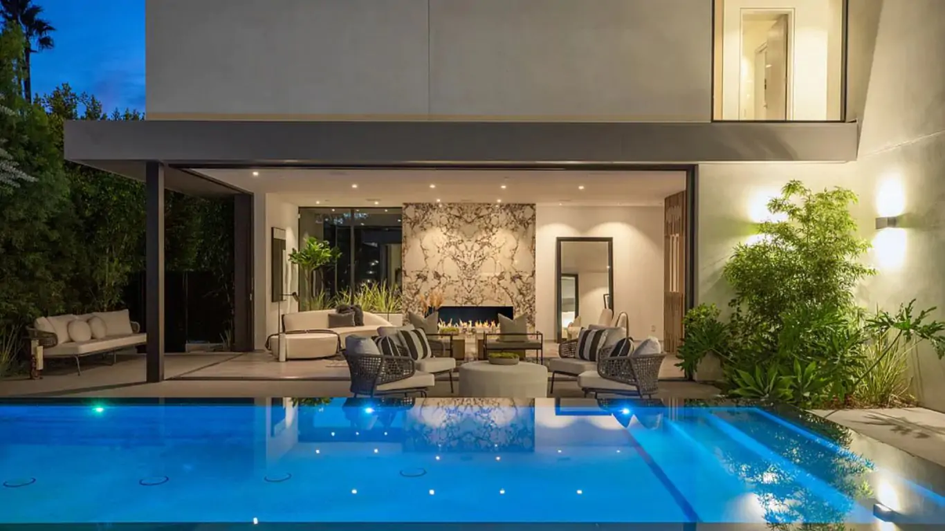 Villa Dania | Los Angeles