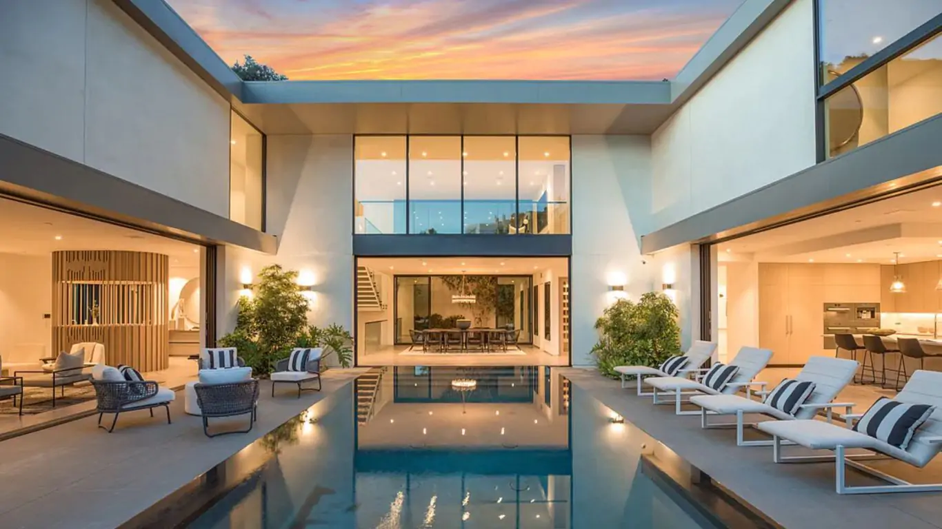 Villa Dania | Los Angeles