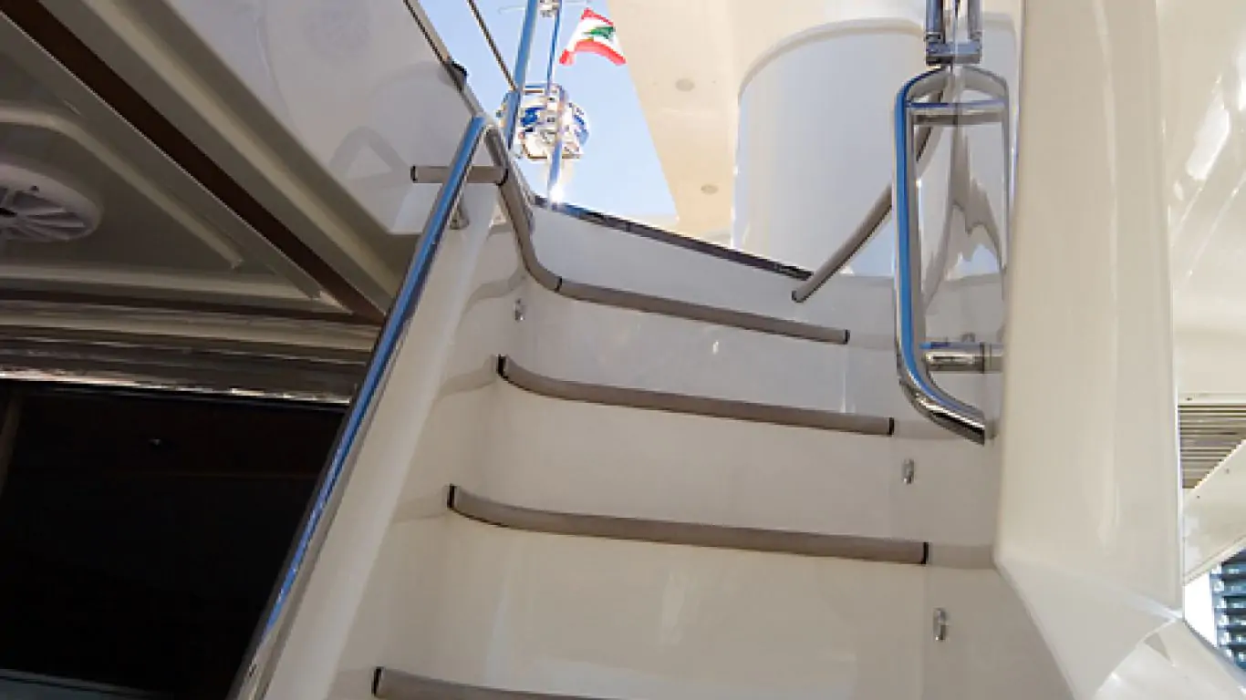 Yacht Aquaholic 97 | Yachts