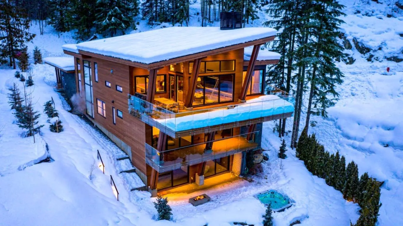 Villa Hermione | Whistler