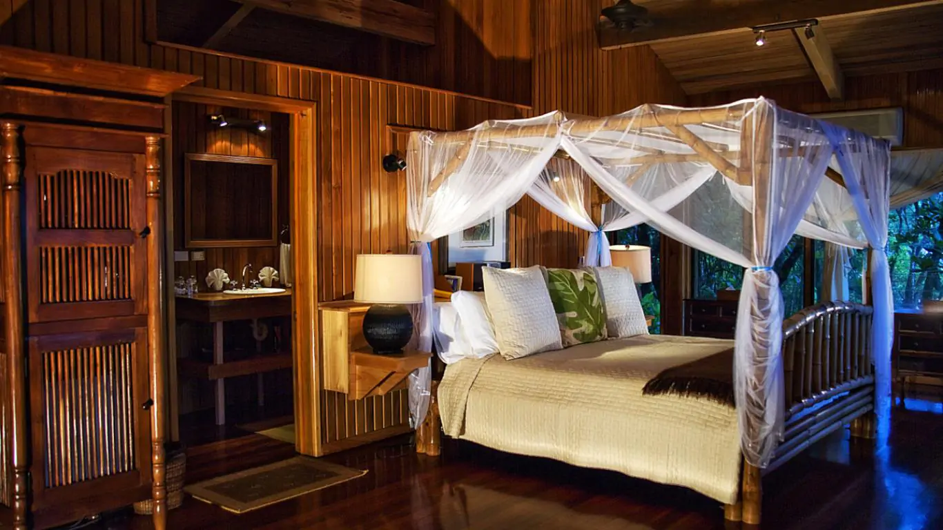 Namale Resort & Spa | Pacific Ocean Islands