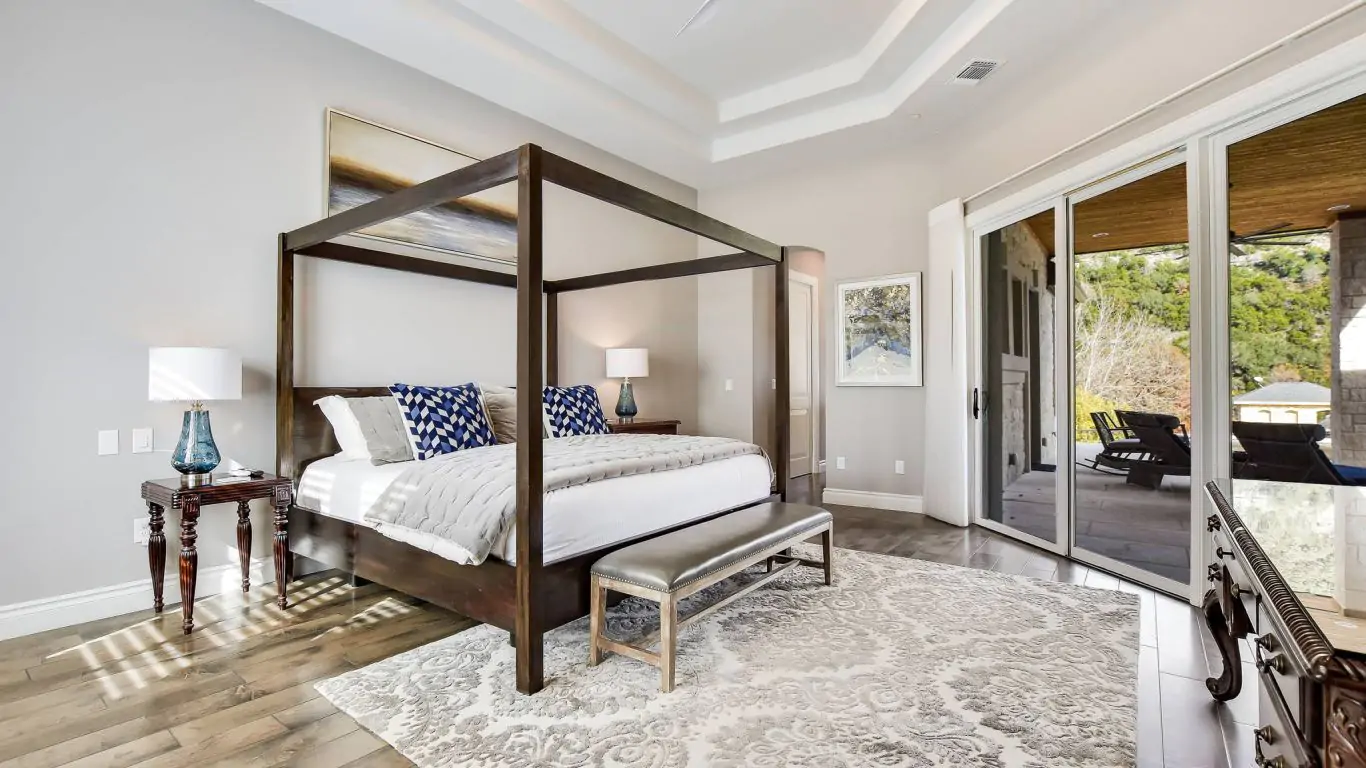 Villa Natali | Austin