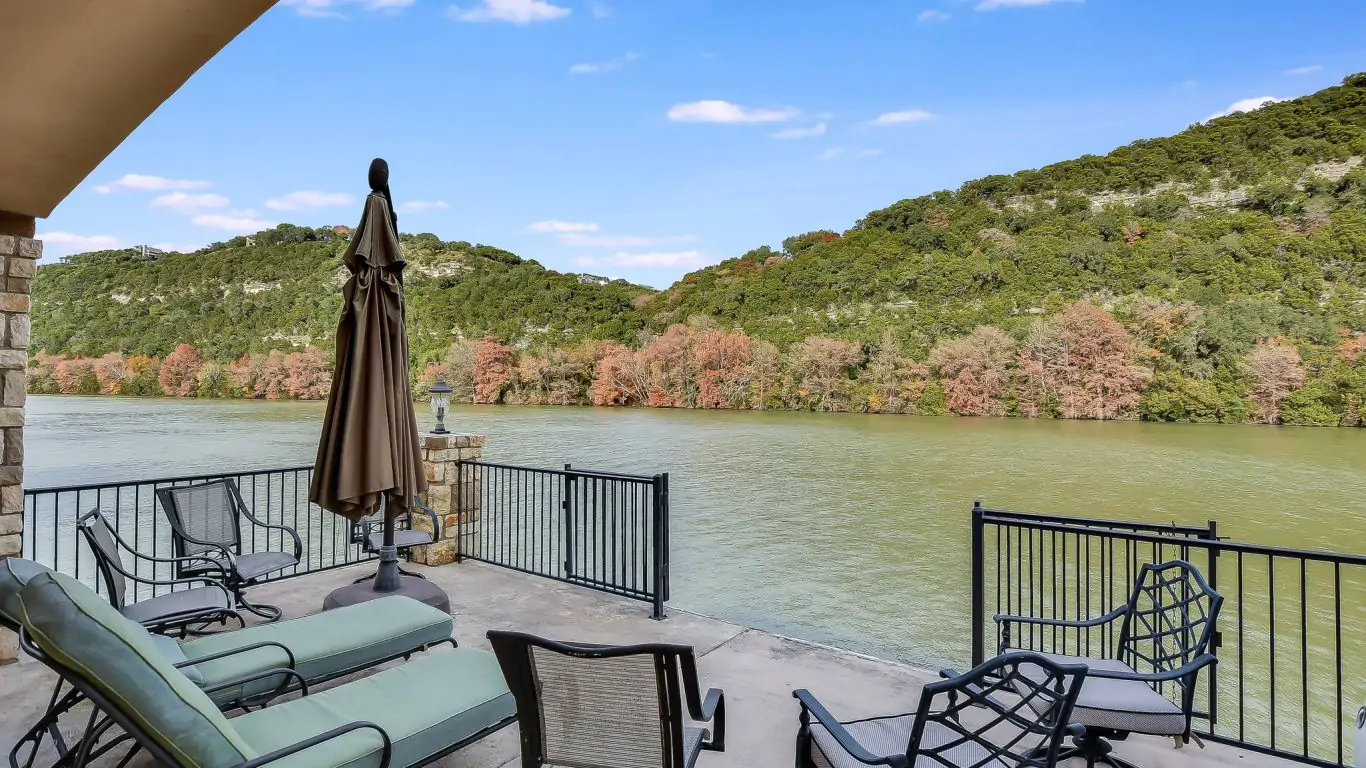 Villa Natali | Austin