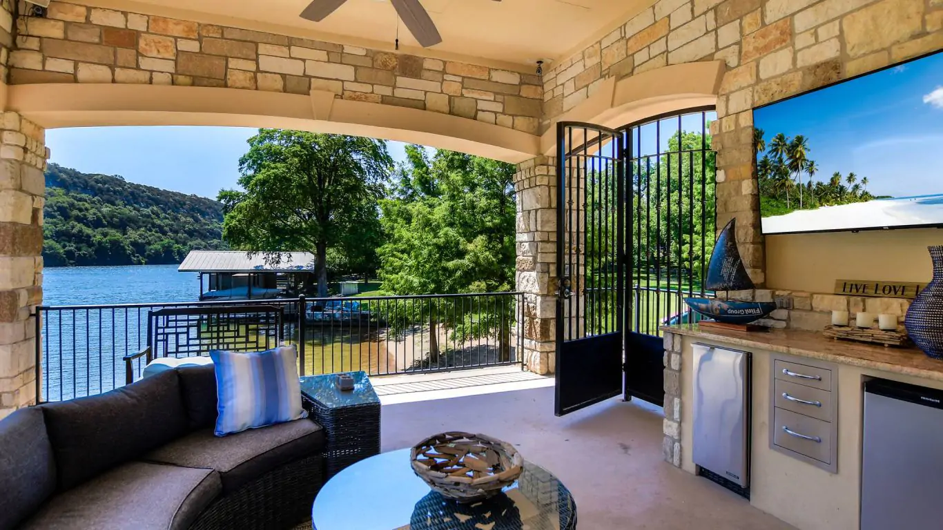 Villa Natali | Austin