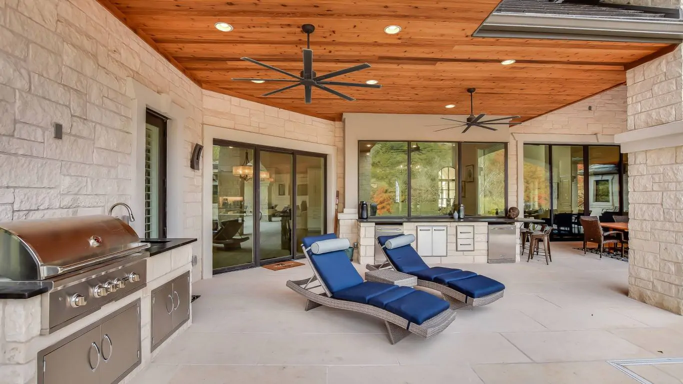 Villa Natali | Austin