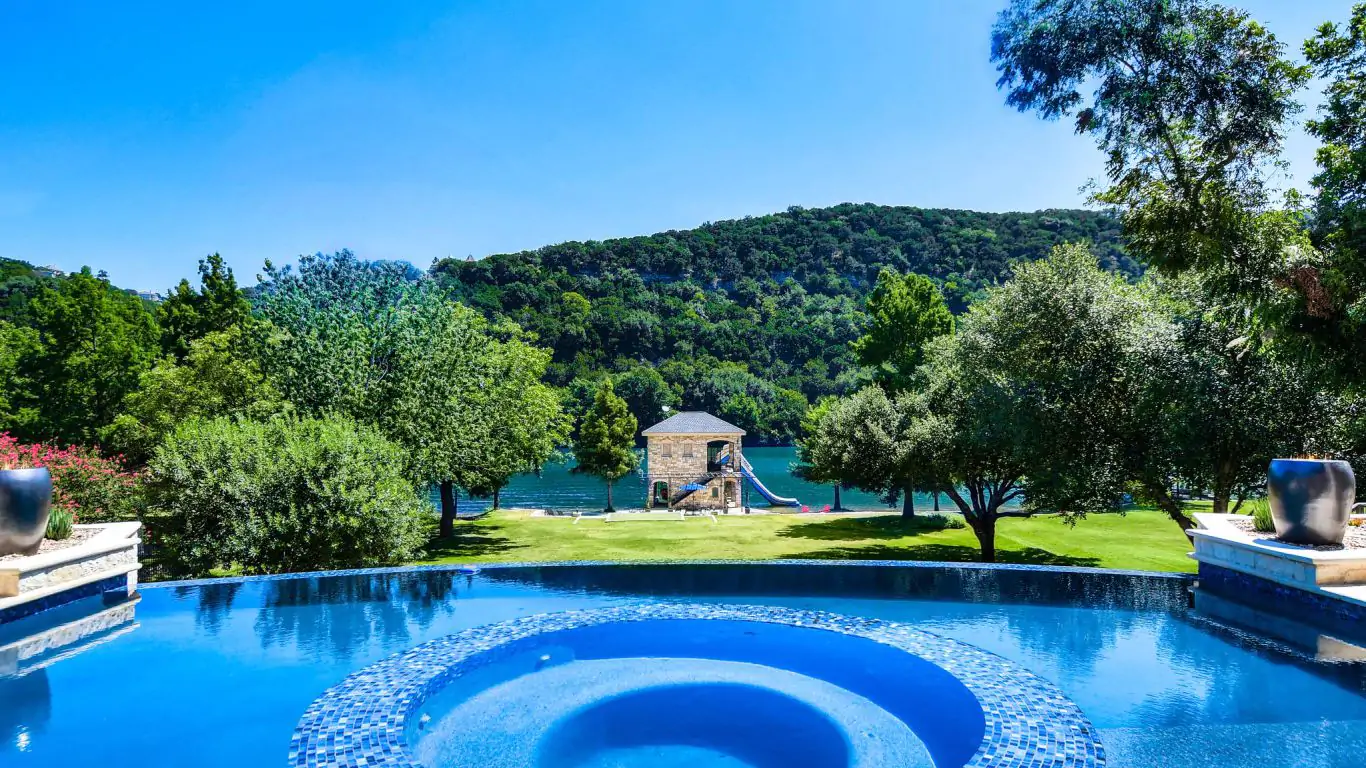 Villa Natali | Austin