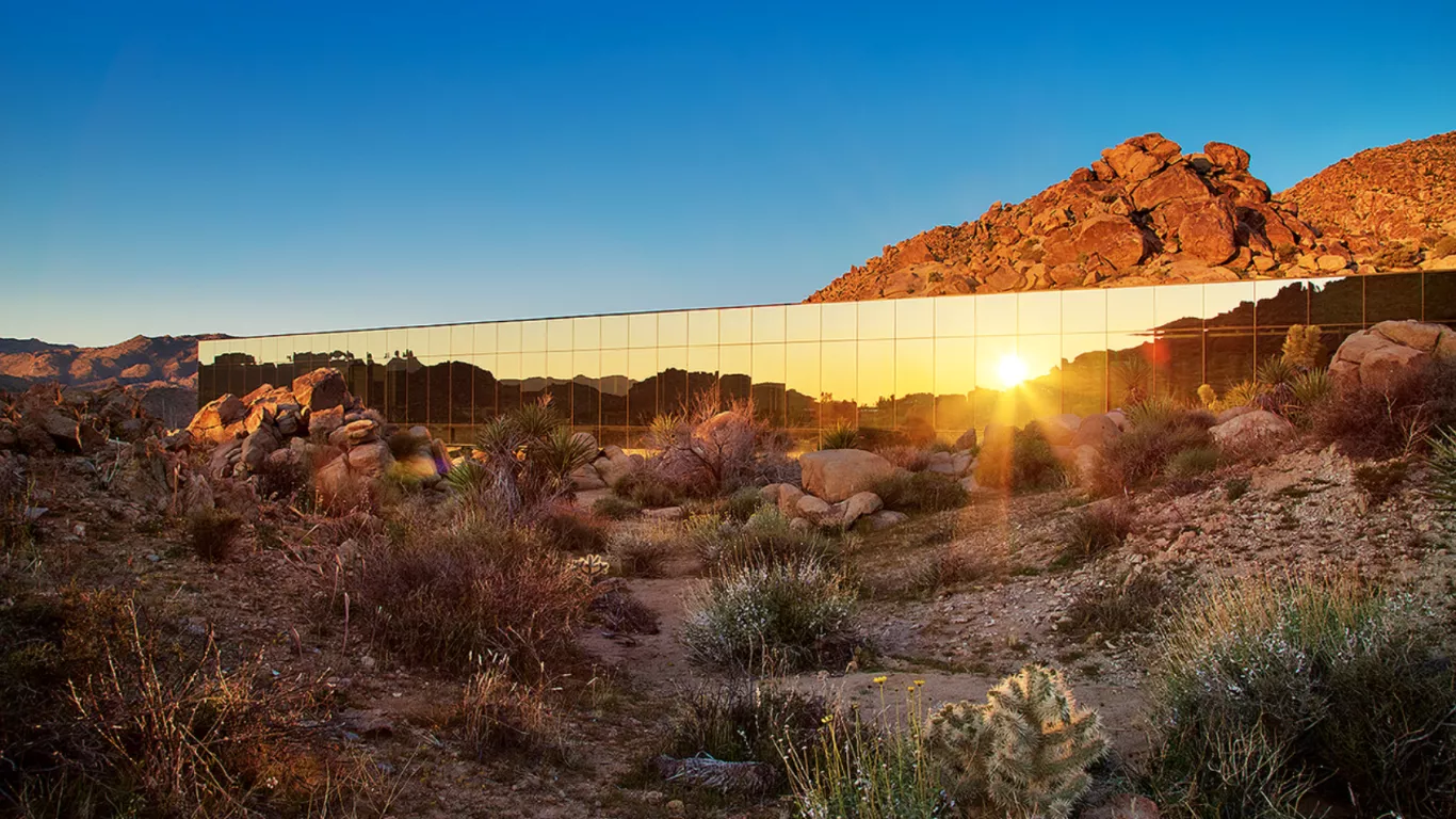 Invisible House | Palm Springs