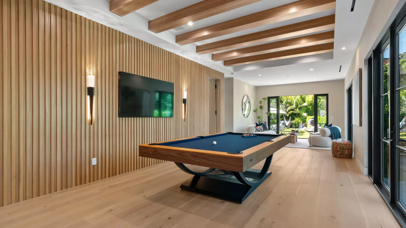 Villa Irena | Los Angeles