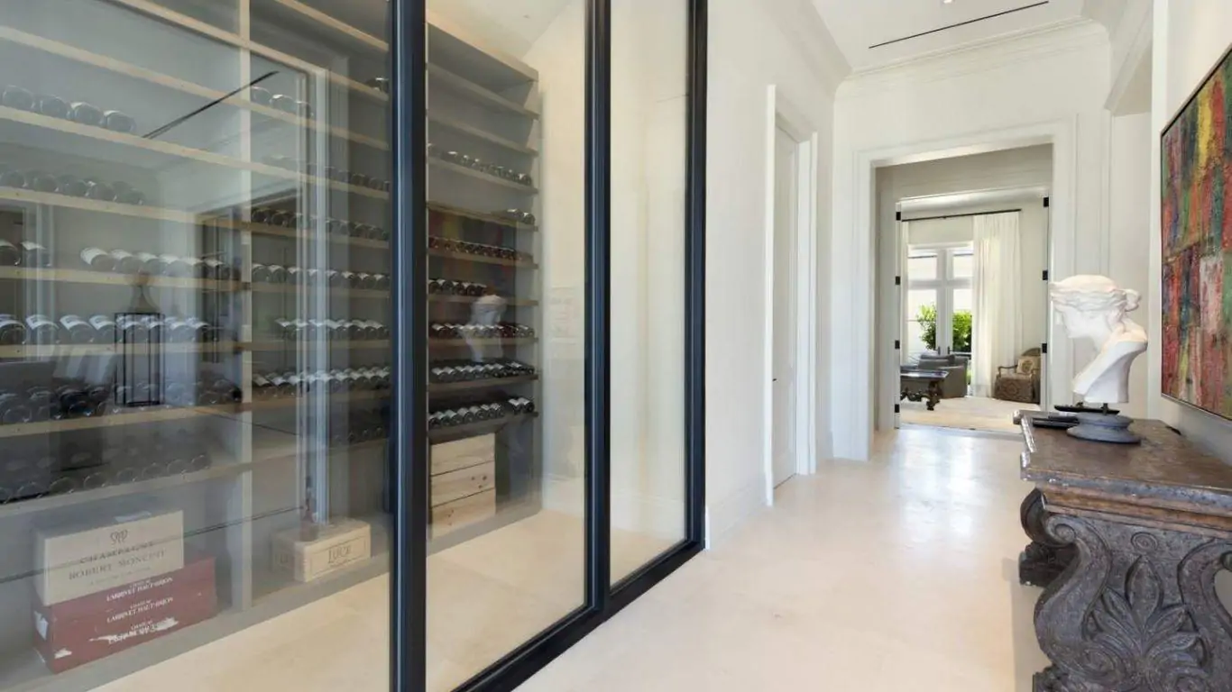Villa Siren | Miami
