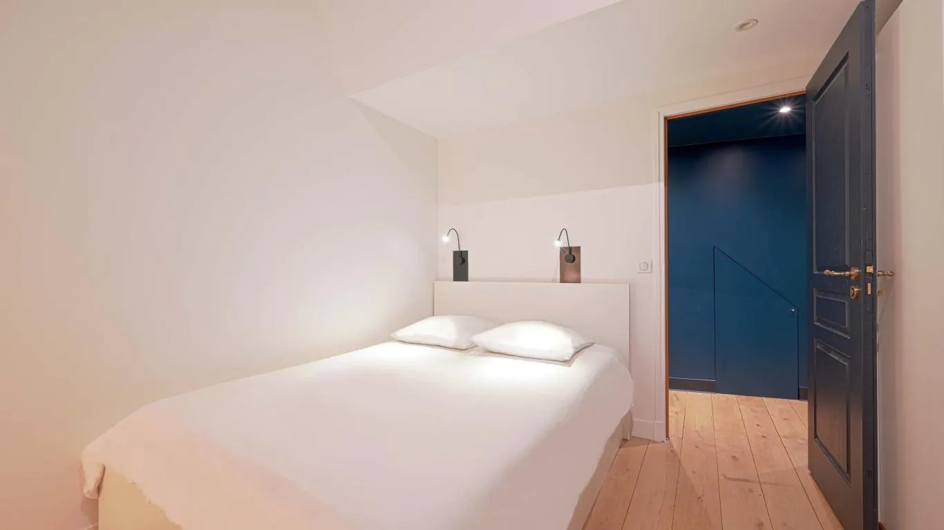 Apartment Charles | Paris