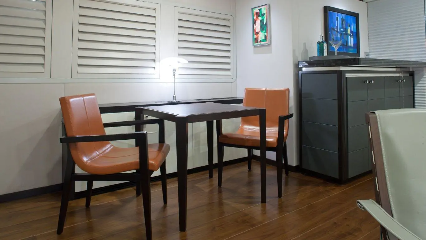 Yacht Mirage 173 | Yachts