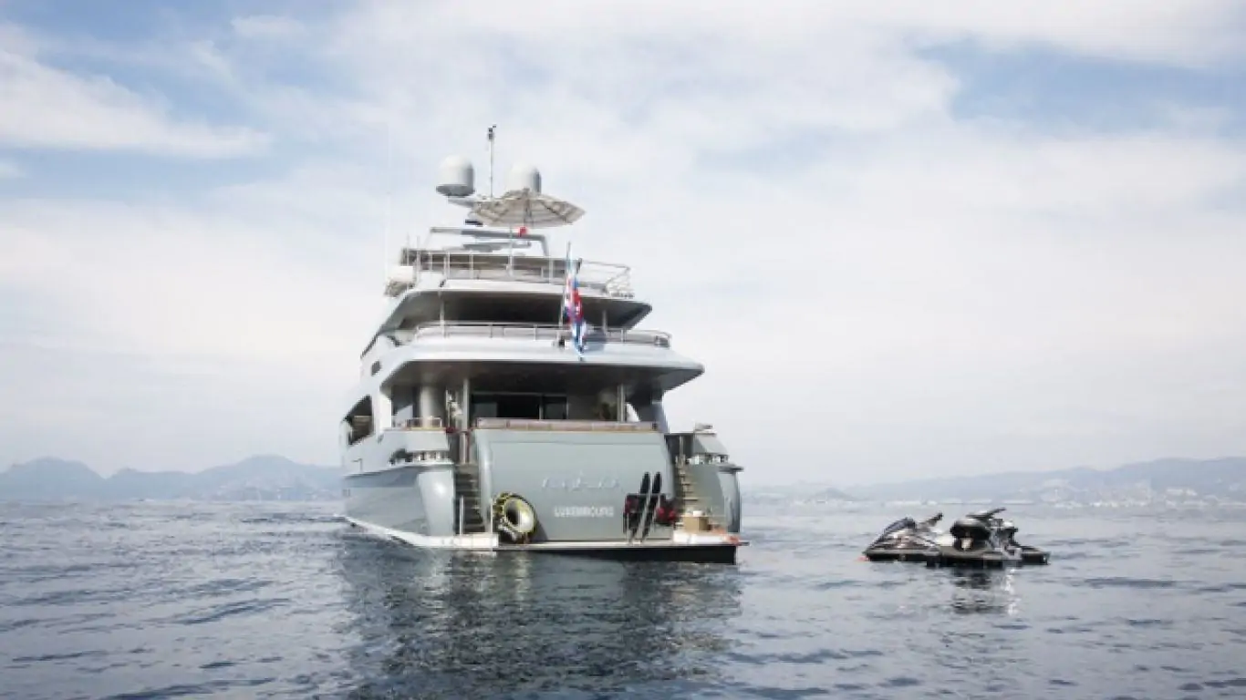 Yacht ANNAMIA 141 | Yachts