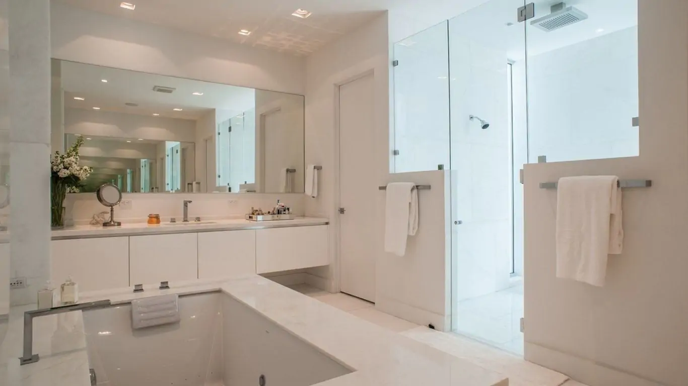 Villa Serina | Miami