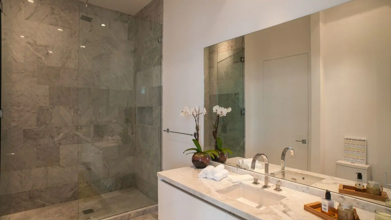 Villa Serina | Miami