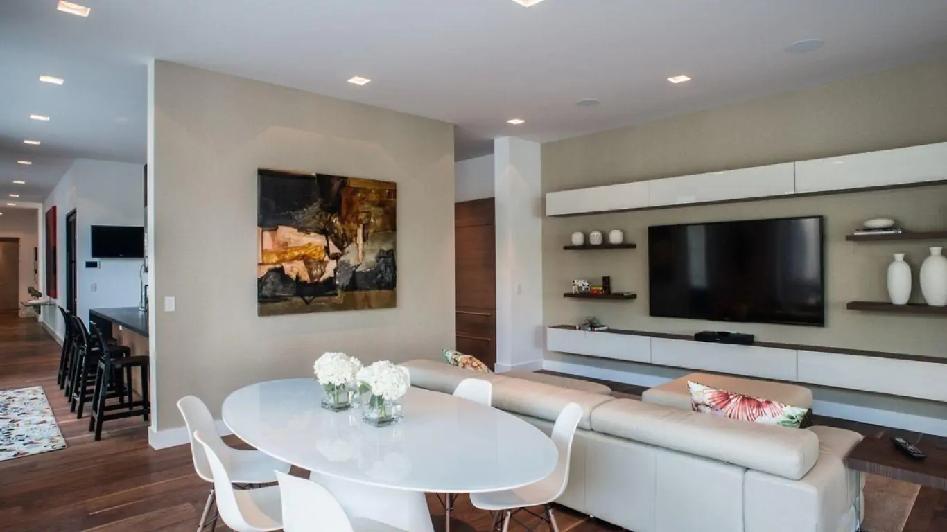 Villa Serina | Miami