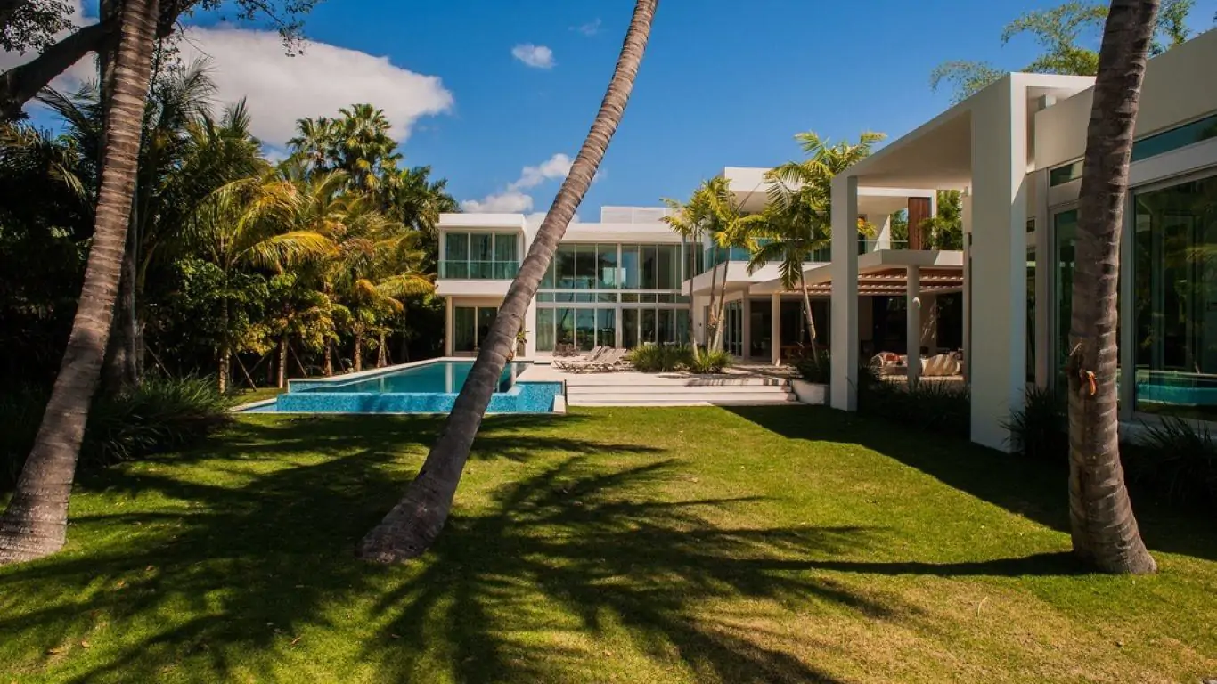 Villa Serina | Miami