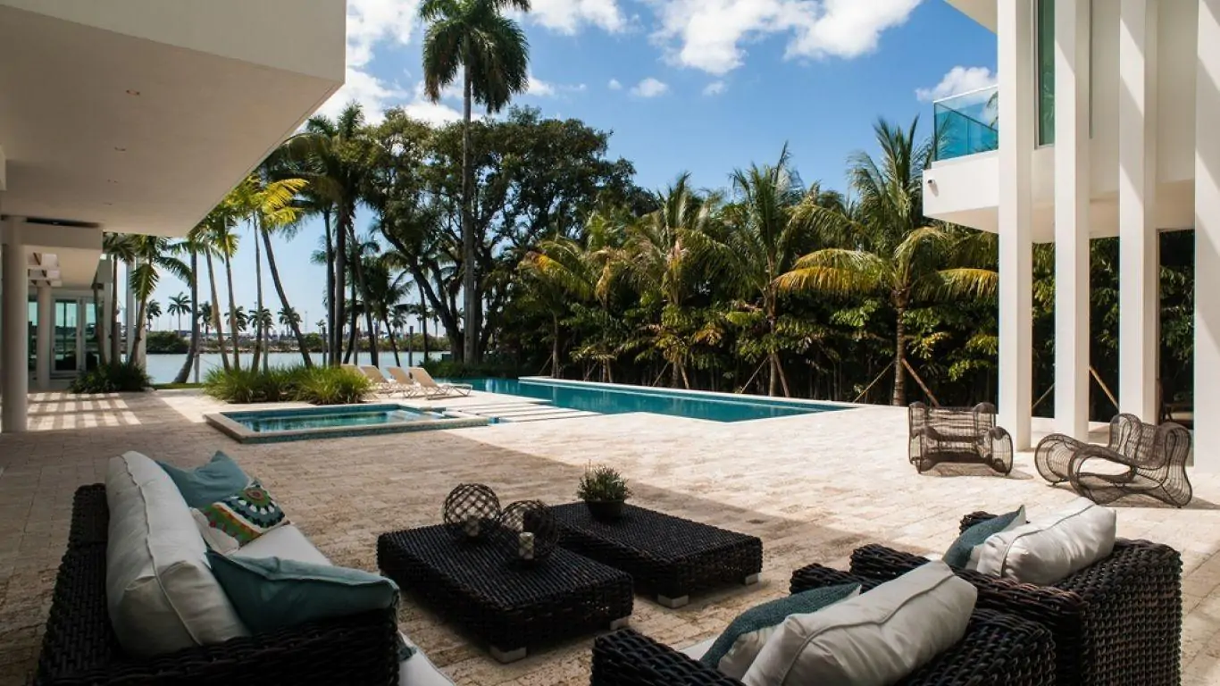 Villa Serina | Miami