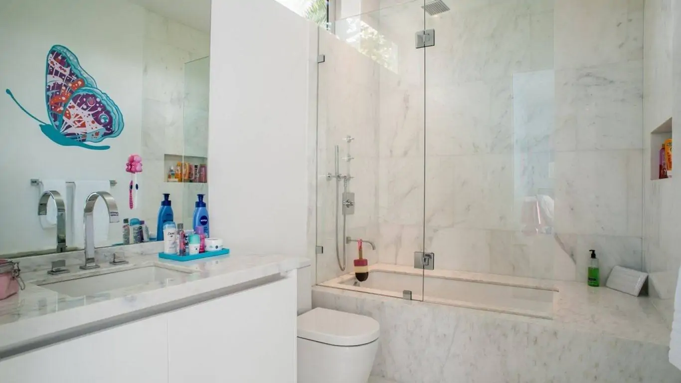 Villa Serina | Miami