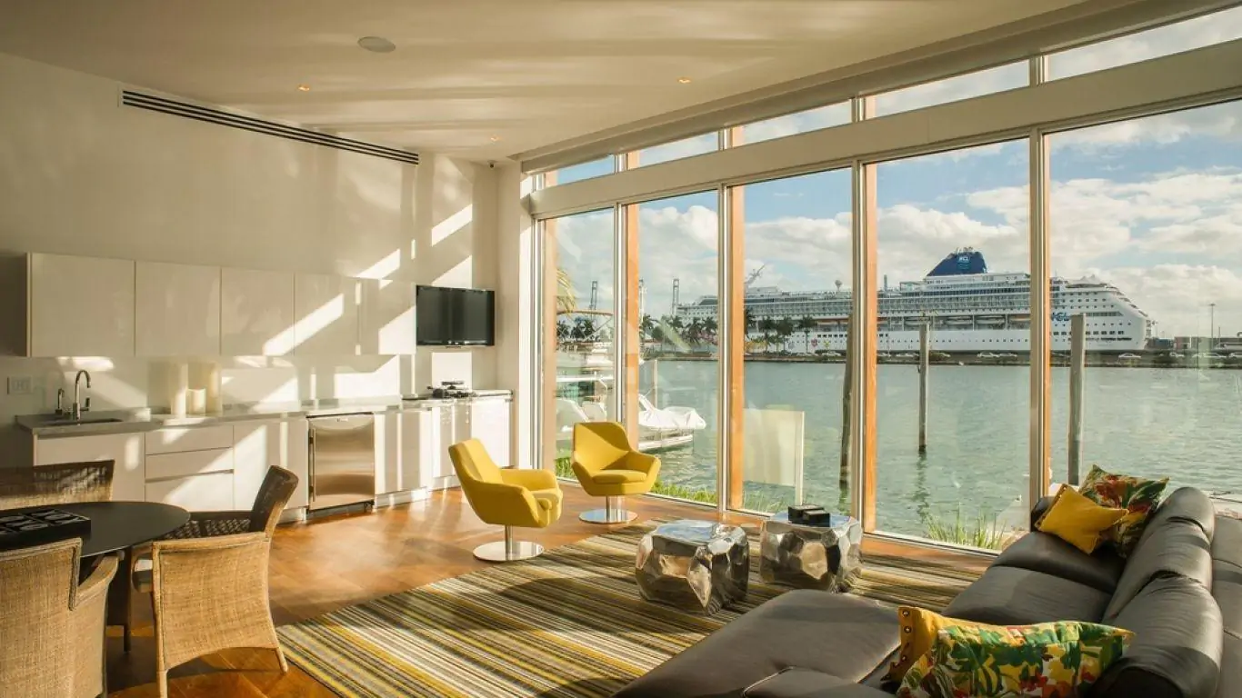 Villa Serina | Miami