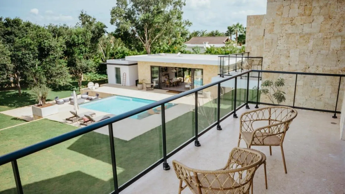 Casa Roble | Casa De Campo