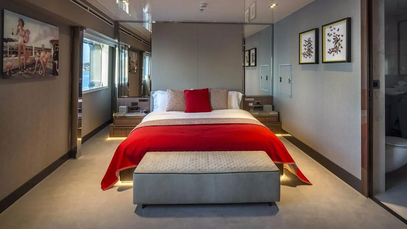 Yacht Serenity 237 | Yachts