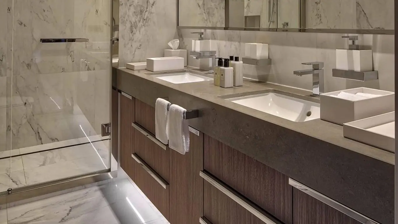 Yacht Serenity 237 | Yachts