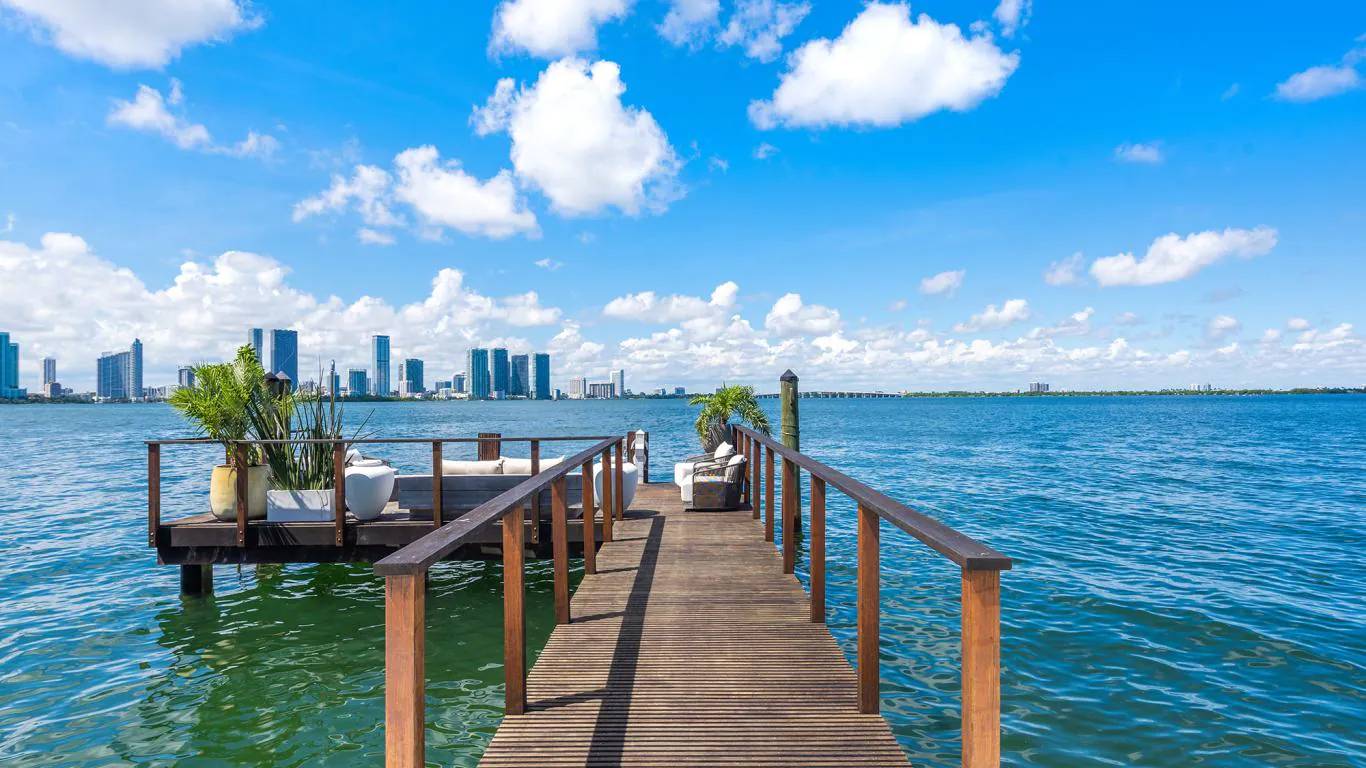 Villa Corra | Miami