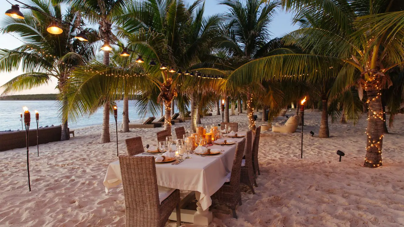 Over Yonder Cay | Bahamian Islands