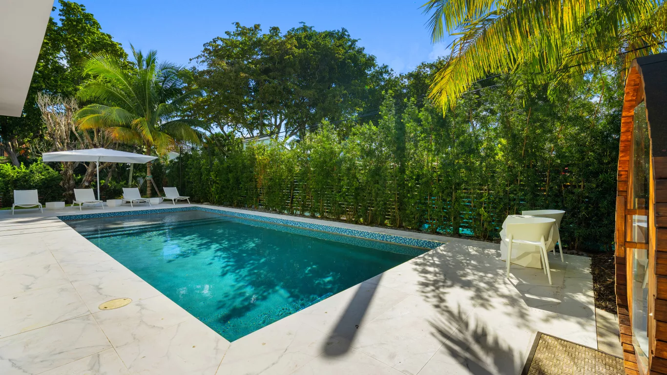 Villa Rosalina | Miami