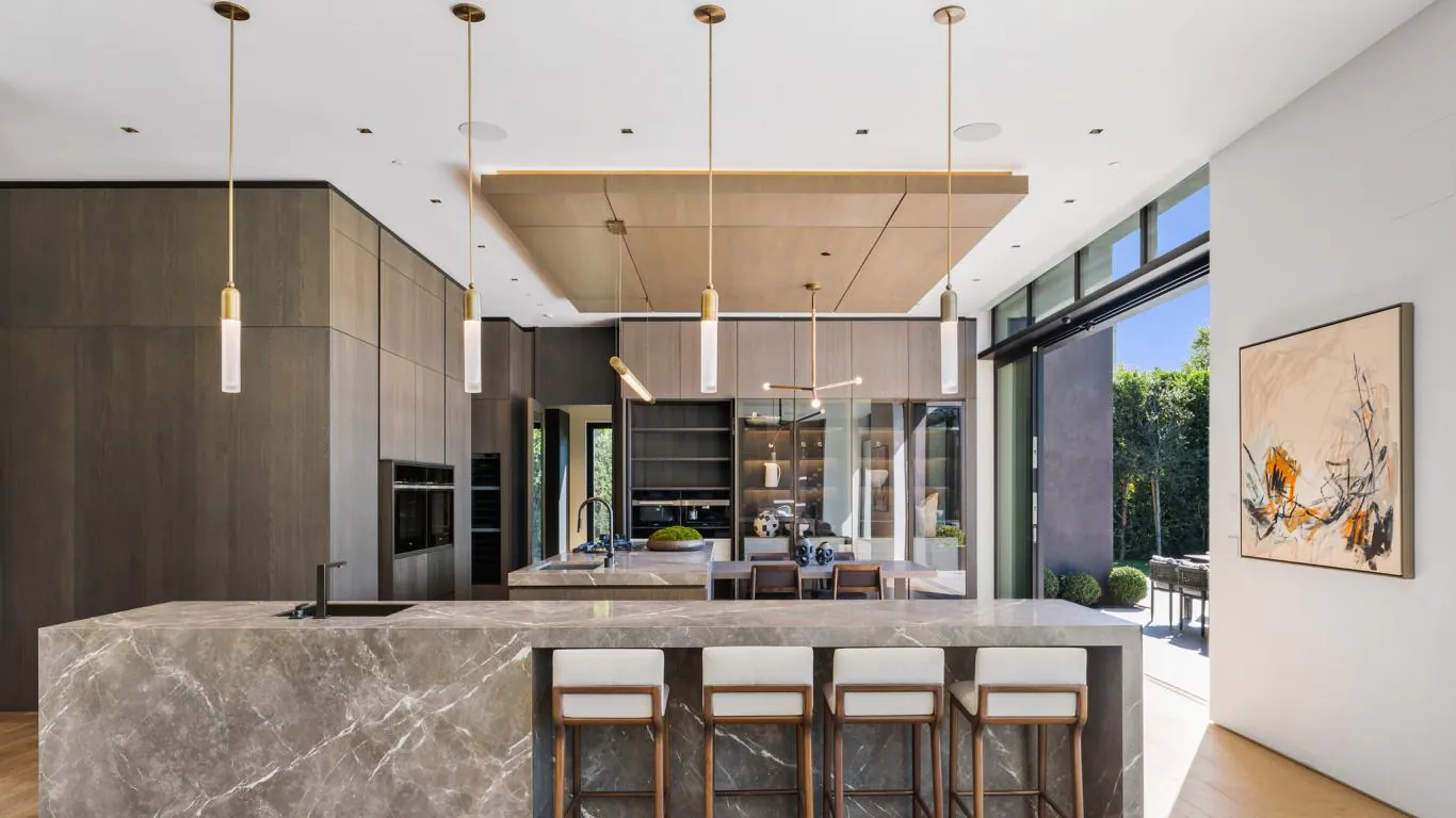Forza Modern | Los Angeles