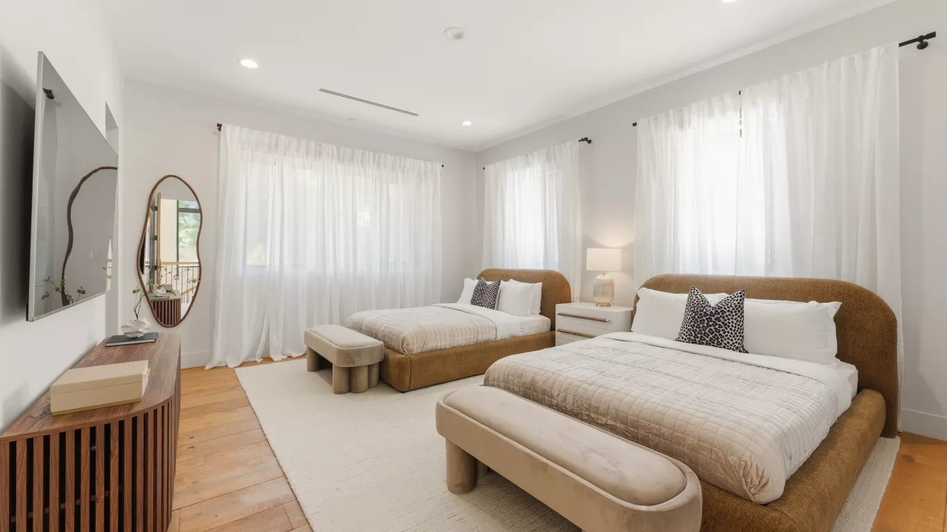 Villa Gaia | Los Angeles