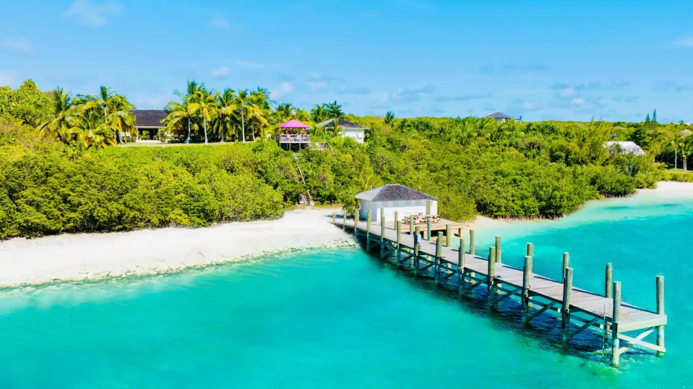 The Beacon Hill Estate | Bahamas