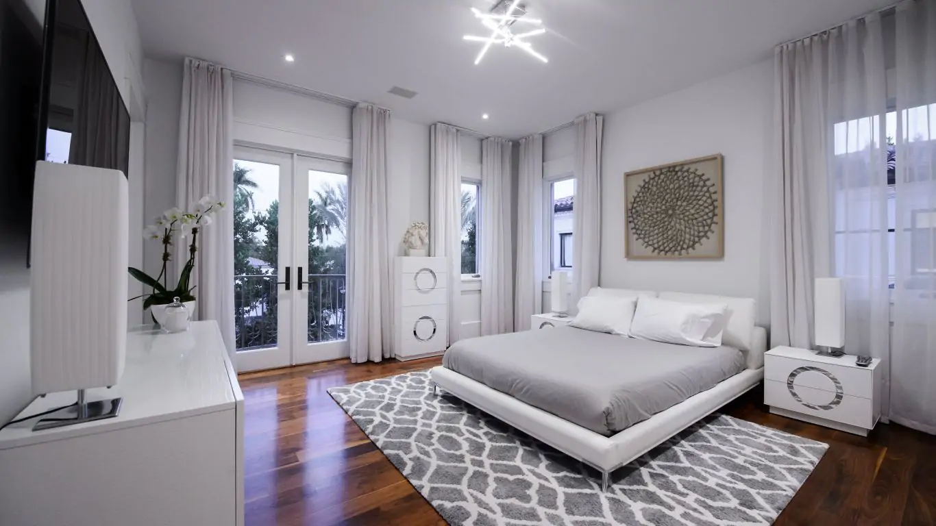 Villa Priscilla | Miami