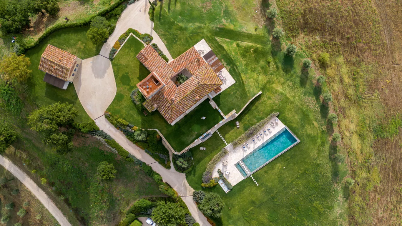 Noam Radicondoli | Tuscany