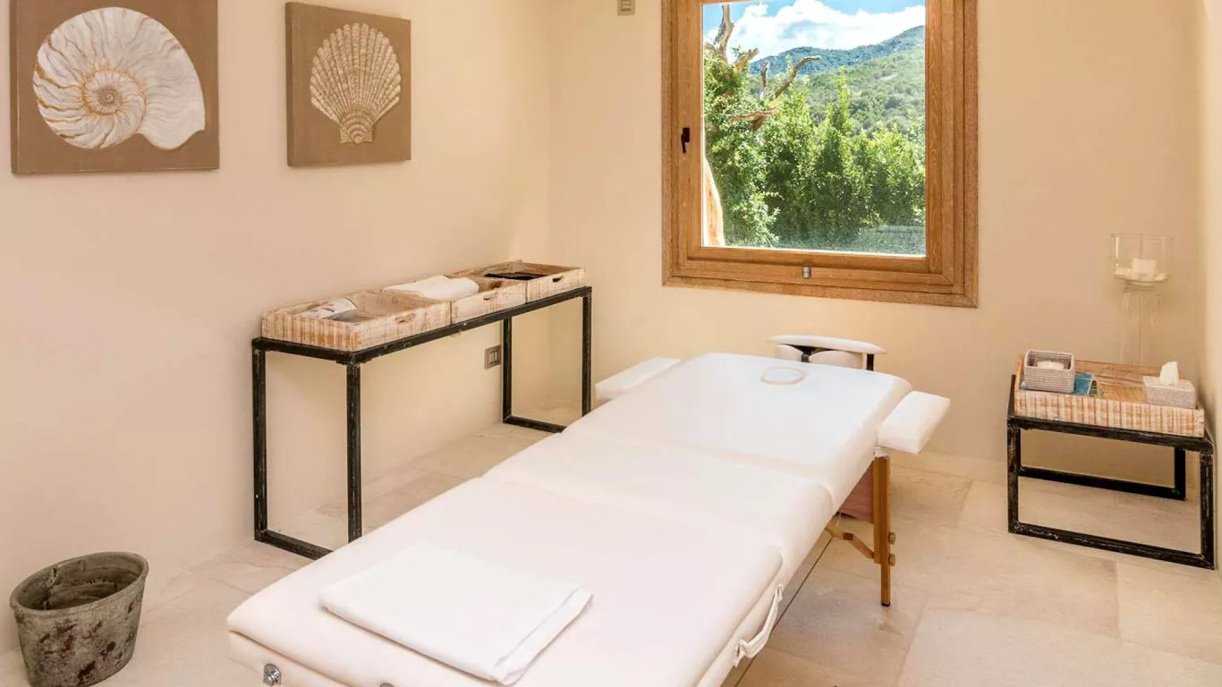 Villa The Rock | Sardinia