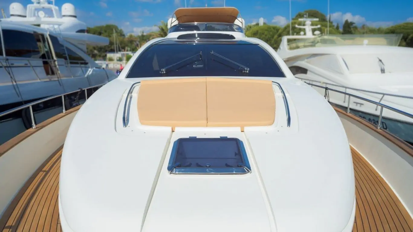 Yacht Dolce Mia 76 | Yachts