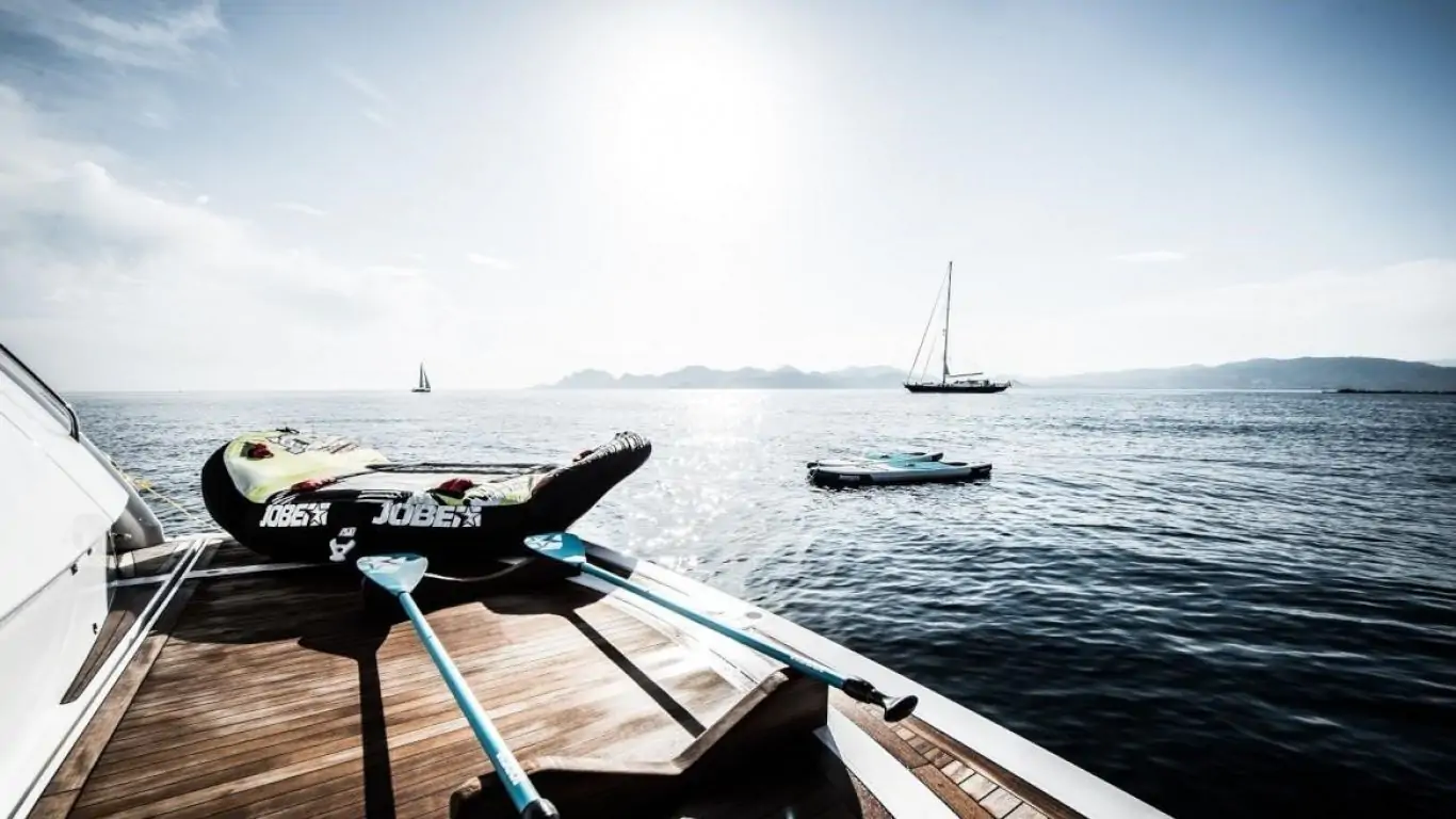 Yacht Oasis 73 | Yachts