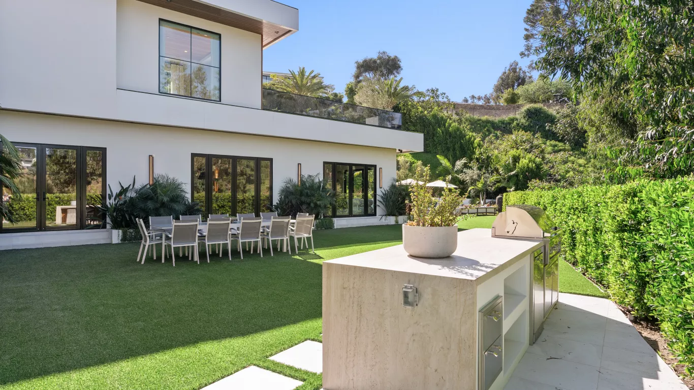 Villa Irena | Los Angeles
