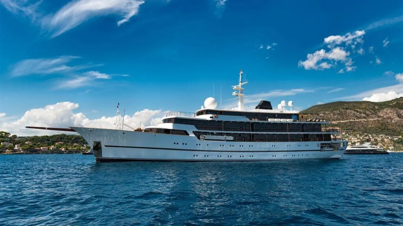 Yacht Chakra 282 | Yachts