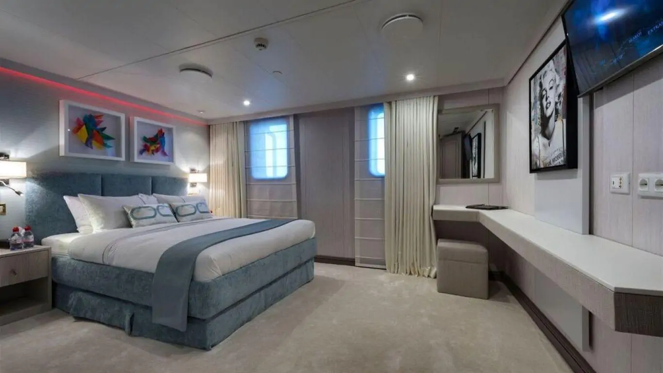 Yacht Chakra 282 | Yachts