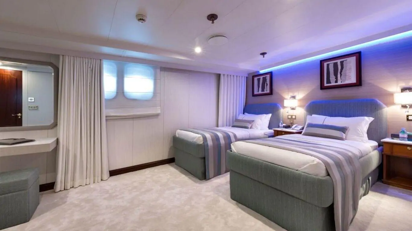 Yacht Chakra 282 | Yachts