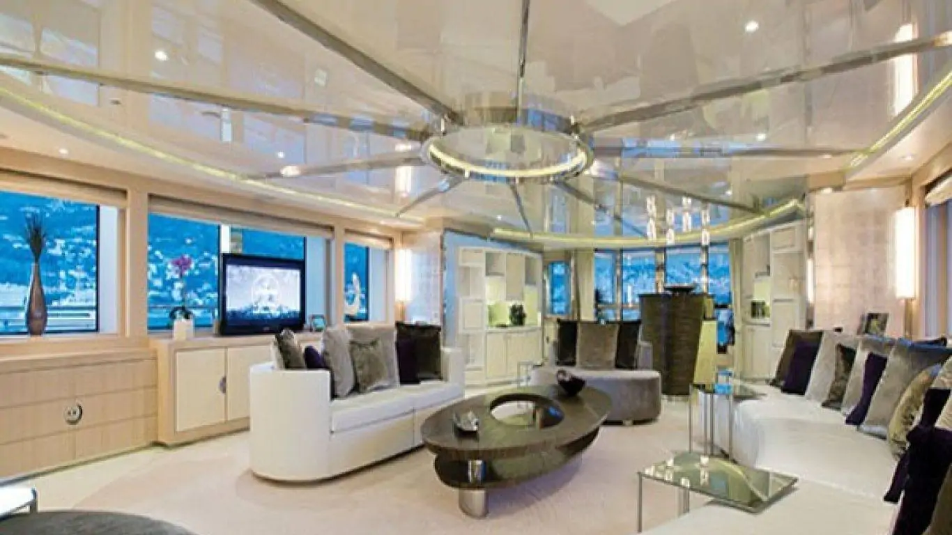 Yacht Light Holic 197 | Yachts