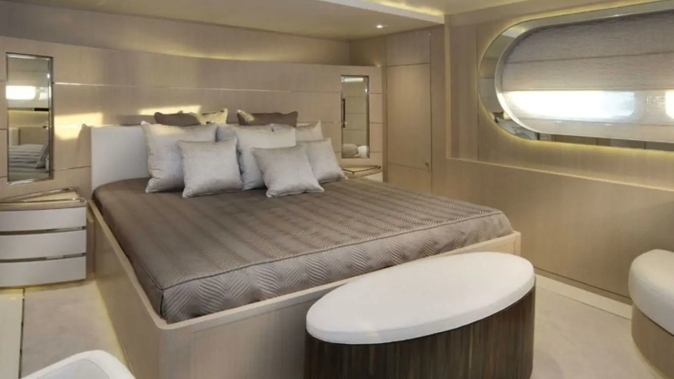 Yacht Light Holic 197 | Yachts