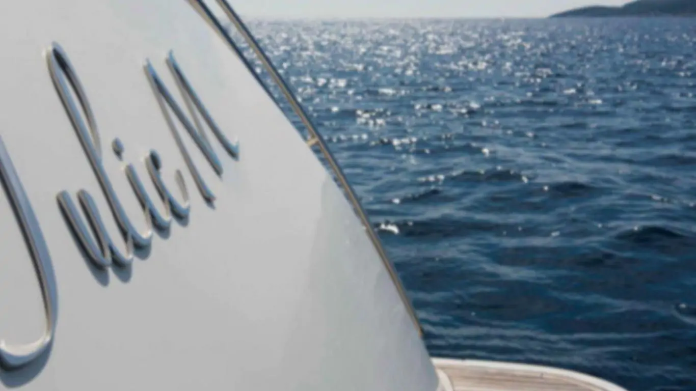 Yacht Julie M 83 | Yachts