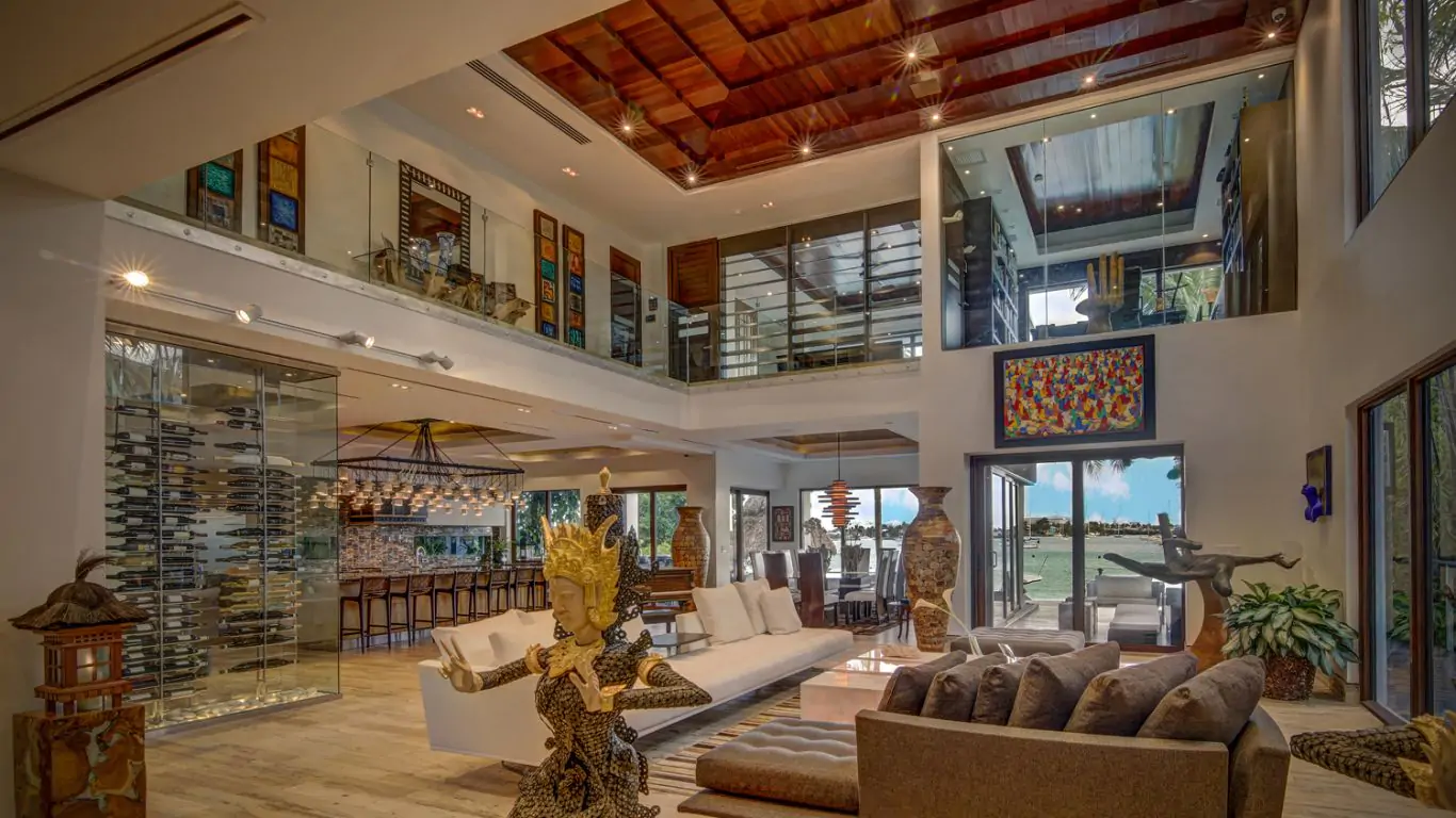 Villa Viola | Miami