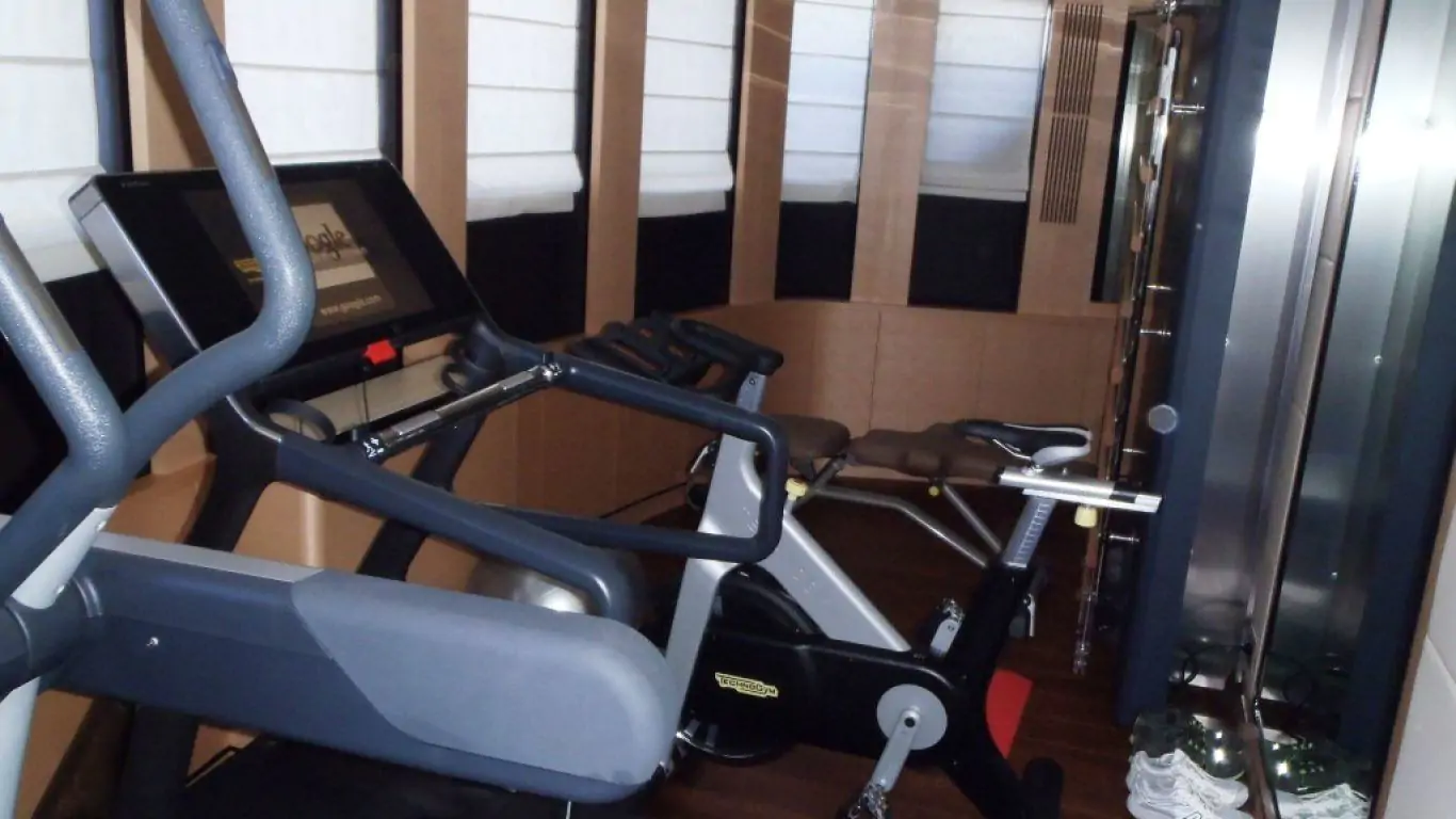 Yacht 2 Ladies 152 | Yachts